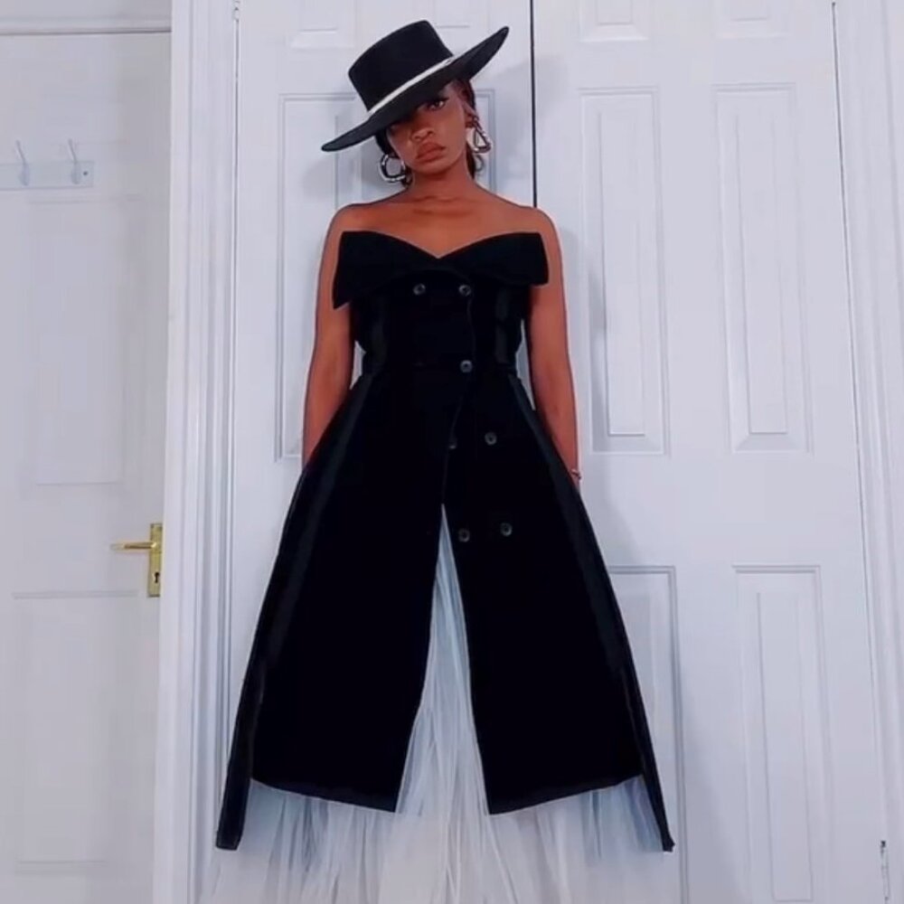 "MAKING THE CUT" Women's Deconstructed Strapless Coat Dress (BRAND NEW!)